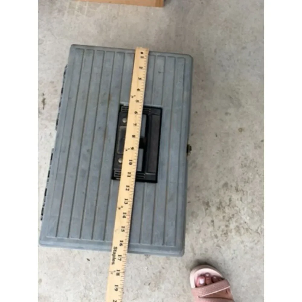 stack on - lockable step up tool box